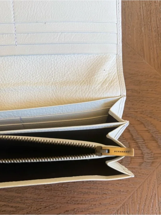 Burberry Yellow and White Quilted Leather Continental Wallet Passport Clutch - Picture 6 of 15